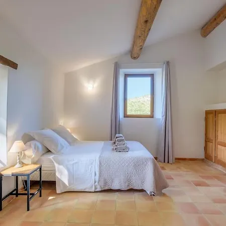 Villa 4 Stars Farmhouse, Heated Pool, View, 10 People *