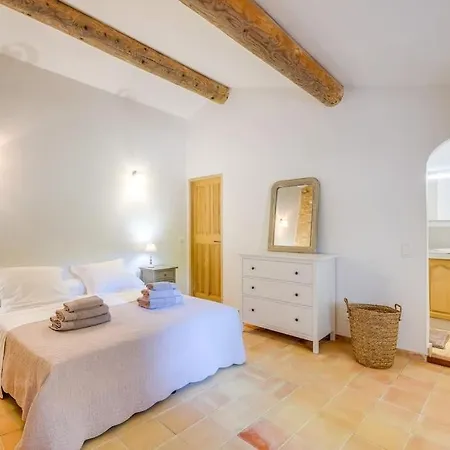 4 Stars Farmhouse, Heated Pool, View, 10 People Villa